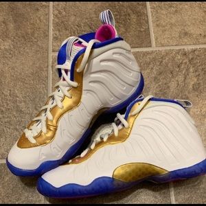 I am selling Nike foamposite